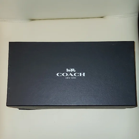 Coach UniPump Black Jet Mirror Kitten Heel Pump - Size 8.5 (Box D) - Picture 13 of 15